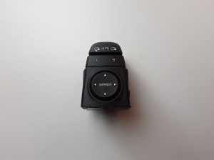 Mirror control switch - 93530D9500
