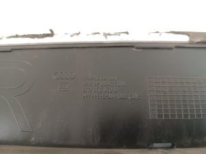 AUDI Q5 (2008–2017) Tagumise küljeukse liist 8R0853970B - 3