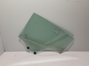 RENAULT Clio V (2019–2026) Rear side door glass 823009796R - 2