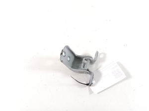   Charnière supérieure de porte avant 
