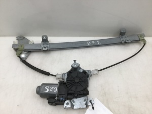 NISSAN Note E11 (2005–2014) Esiukse aknatõstuk ja selle osad 400924B - 4