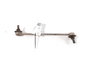   Stabilisator vorne gezogen 