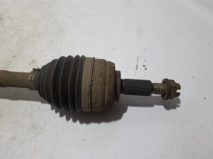 Dacia Duster (2010–2017) Front drive shaft and its parts 391016491R - 3