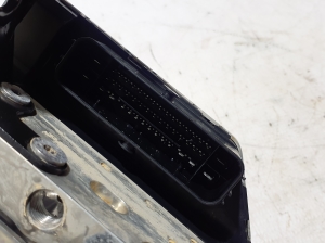 VOLVO XC90 (2015–2024) ABS plokk 32279538 - 2