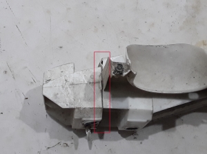 RENAULT Clio V (2019–2026) Rear bumper reinforcement 850906063R - 3