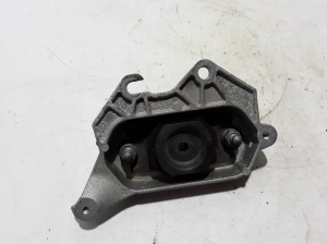RENAULT Clio V (2019–2026) Engine mount 112536909R - 3