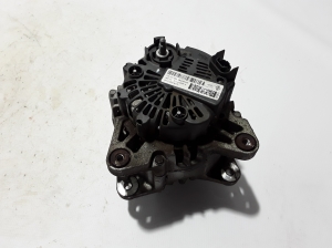 Dacia Duster (2010–2017) Generaator 231000091R - 3
