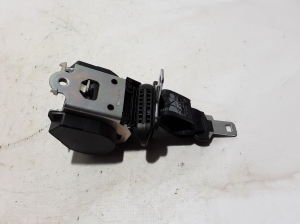 Dacia Duster (2010–2017) Rear seat belt 888500016R - 2