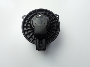 Heater blower motor - 8727005760