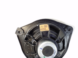 Mercedes Benz GL-Class 166 (2012–2015) Speaker A2318200702 - 2
