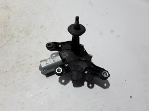 Dacia Duster (2010–2017) Rear wiper motor 287102467R - 3