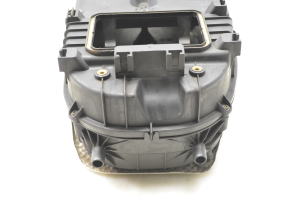 Mercedes Benz C-Class 204 (2007–2014) Luftfiltergehäuse A6510901101 - 5