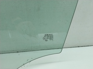 Seat Leon (2012–2026) Esiukse klaas 5F3845201A - 2