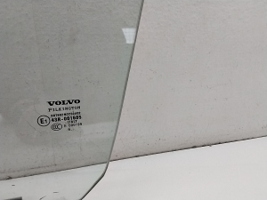 VOLVO XC90 (2002–2014) Priekšējo durvju stikls 31386884 - 2