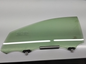 TOYOTA RAV 4 A4 (2012–2018) Priekšējo durvju stikls 6810242190 - 2