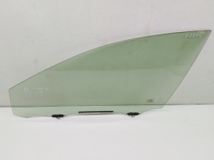 TOYOTA RAV 4 A4 (2012–2018) Priekšējo durvju stikls 6810242190 - 3