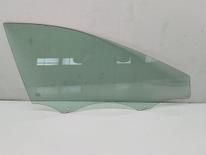 Seat Leon (2012–2026) Front door glass 5F3845202A - 3