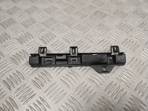 Halter Kotflügel vorne - 7240874