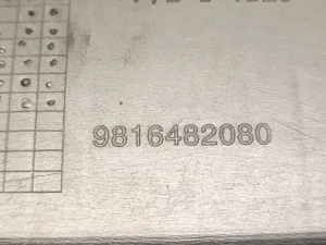 Opel Vivaro C (2019–2026) Kraftstofftankschutz 9816482080 - 3
