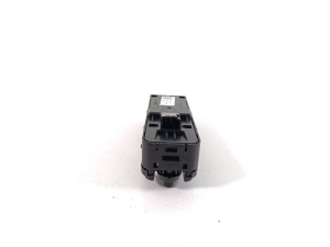 VOLVO XC90 (2015–2024) Front door glass switch 31376456 - 5
