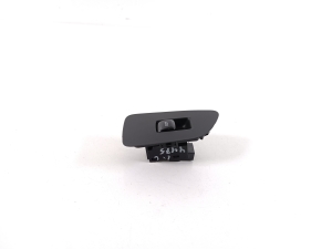 VOLVO XC90 (2015–2024) Schalter el. Fensterheber hinten 31376458 - 3