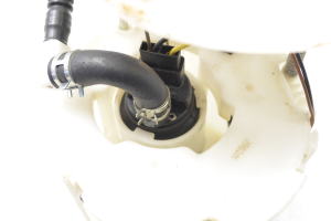 Kia ceed (2018–2026) Kütusepump paagis 31110J7950 - 4