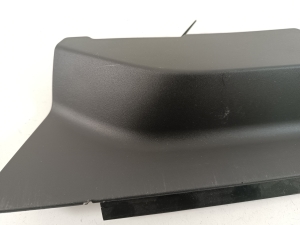  Other part of the rear seat 