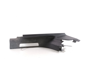   Inner threshold trim 