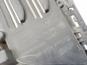  Front bumper lower grille 