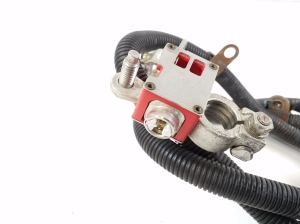  The cable is plus 