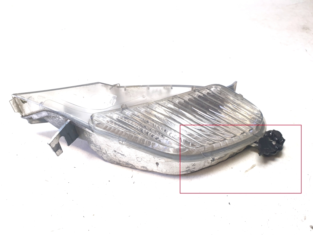 Porsche Cayenne (2002–2010) Blinker vorne 7L5949101H Porsche Cayenne (2002–2010) Blinker vorne 7L5949101H