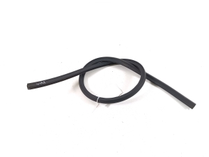  Sealing rubber under the hood 