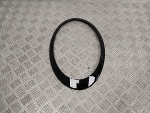 Priekinio žibinto kita detalė 