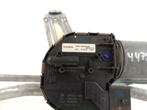  Priekinio stiklo valytuvų mechanizmas 