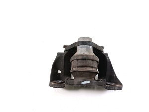  Engine cushion 