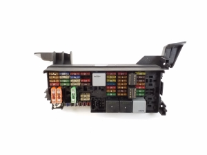 Mercedes Benz ML-Class 164 (2005–2011) Fuse box in the trunk A1645400272 - 3