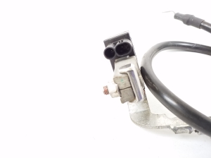  The cable is minus 