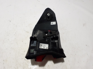  Rear corner lamp 