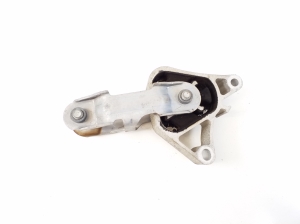 Mercedes Benz GLA-Class 156 (2013–2019) Engine mount A2462400809 - 3