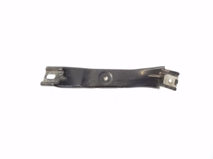   Bracket for front wing 