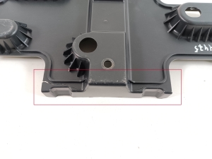 VOLVO XC90 (2015–2024) Batteriehalter 31383048 - 3