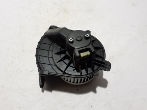 RENAULT Kangoo (2008–2020) Salongi puhuri mootor 7701068992 - 2