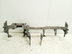  Interior panel beam 
