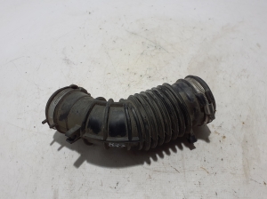  Air intake hose 