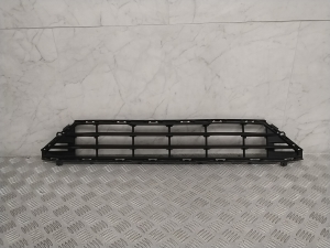 Front bumper lower grille - 32296070