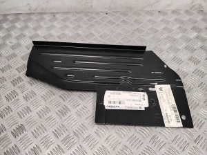Mercedes Benz E-Class W212 (2009–2015) Rear underbody shield A2126100555 - 3