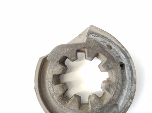  Rear spring support 