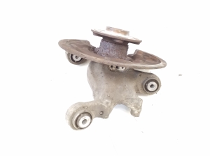 Rear hub 
