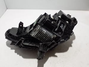 VOLVO EX30 I (2023–2026) Esituli 80000628 - 6