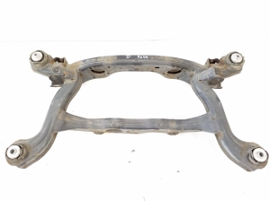   Rear axle beam 